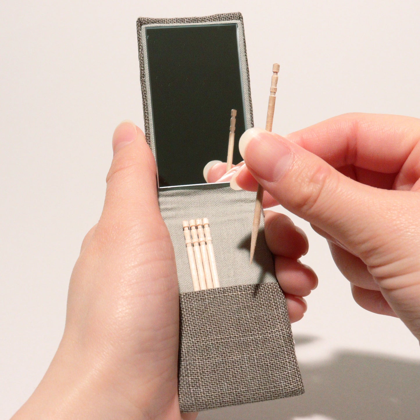 Toothpick Holder with Mirror (Natural Color Series)