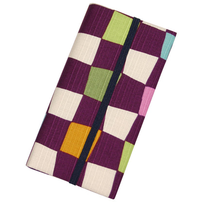 カラフルな和柄の二つ折りカードケースの市松 紫